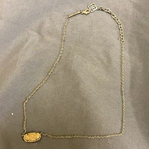 Kendra Scott necklace